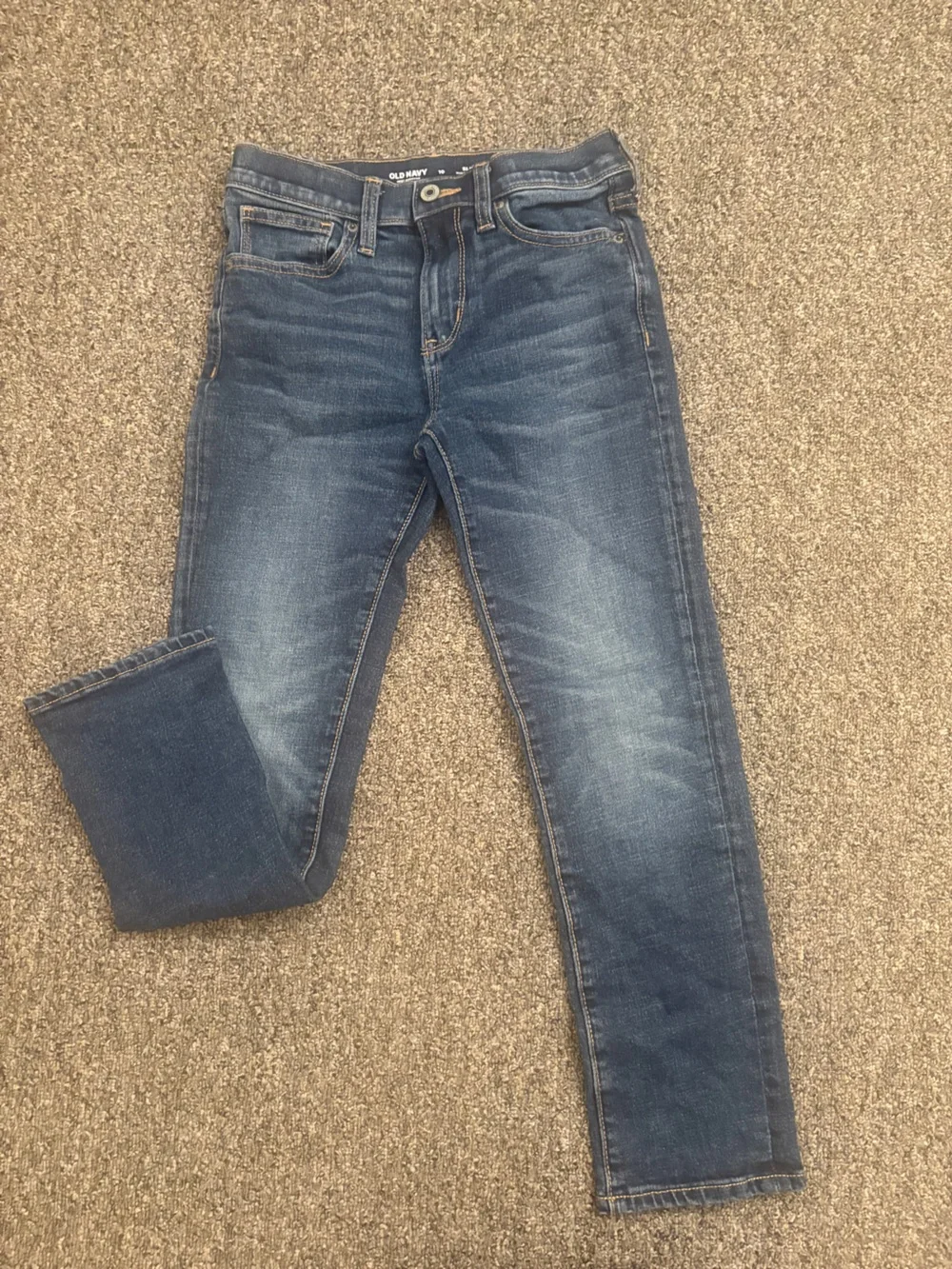 Old Navy Slim Straight Jeans in Medium Blue Wash